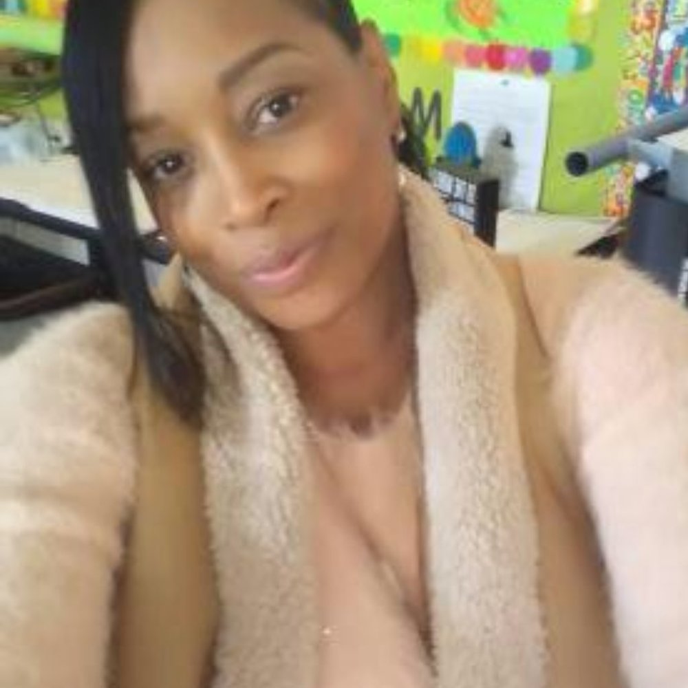 Meet your Posher, Carla